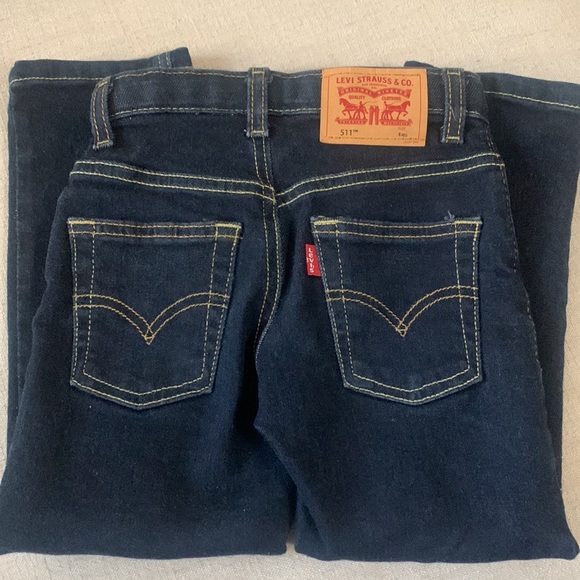 4 pairs 4t & 4reg jeans. Skinny and relaxed fit. - Picture 3 of 9